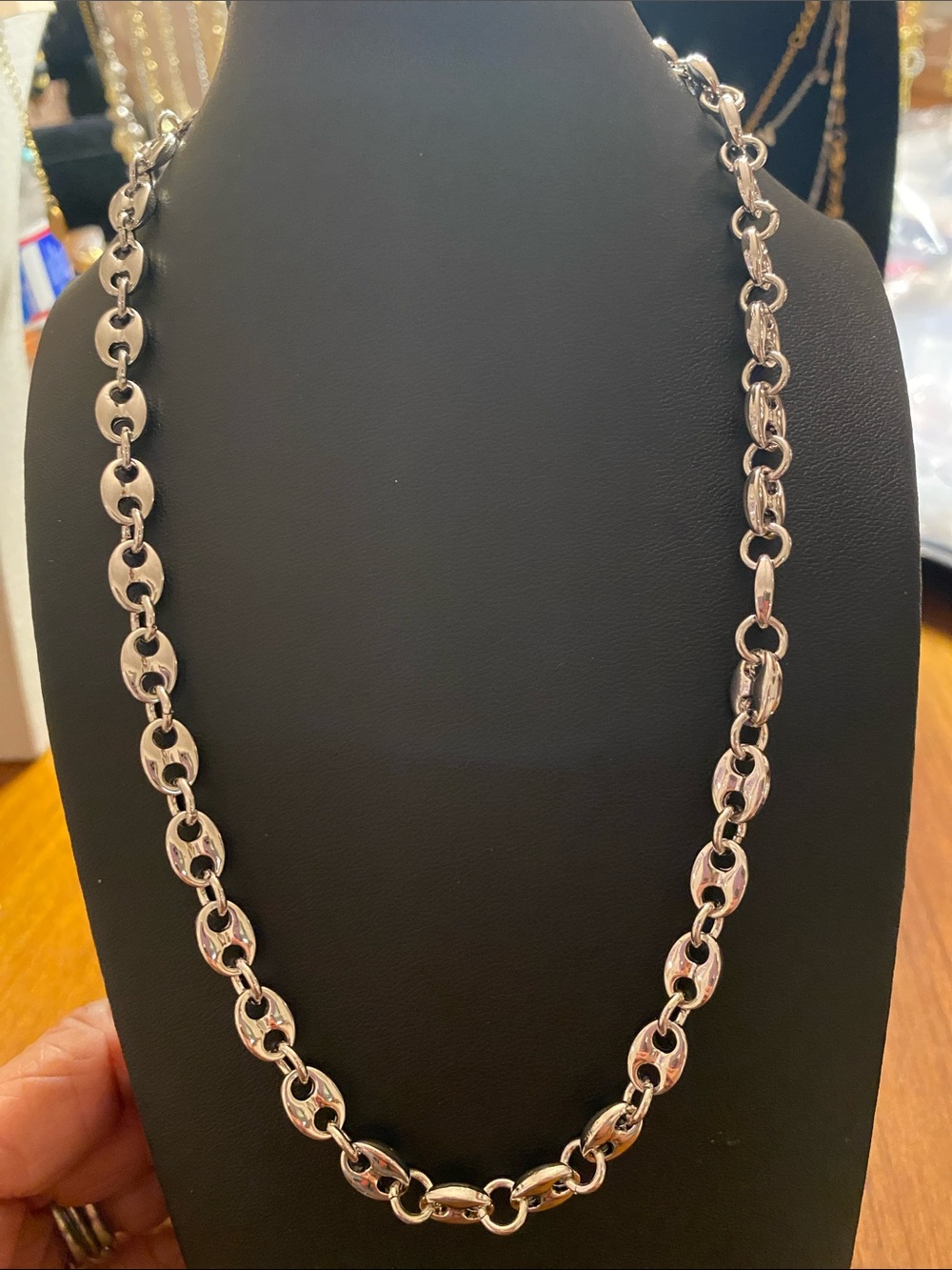 Pretty Bird Polished Silver Link Chain Necklace